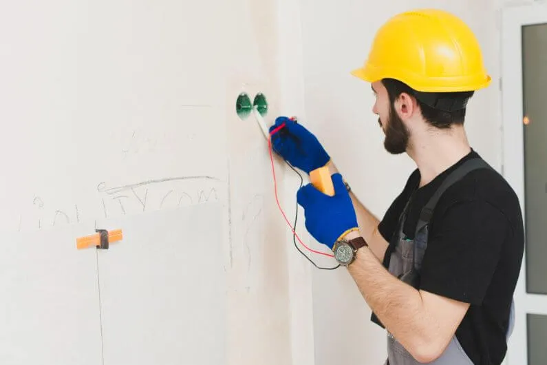 Serviços de Manutenção e Reparo Elétrico 24 Horas em {cidade}