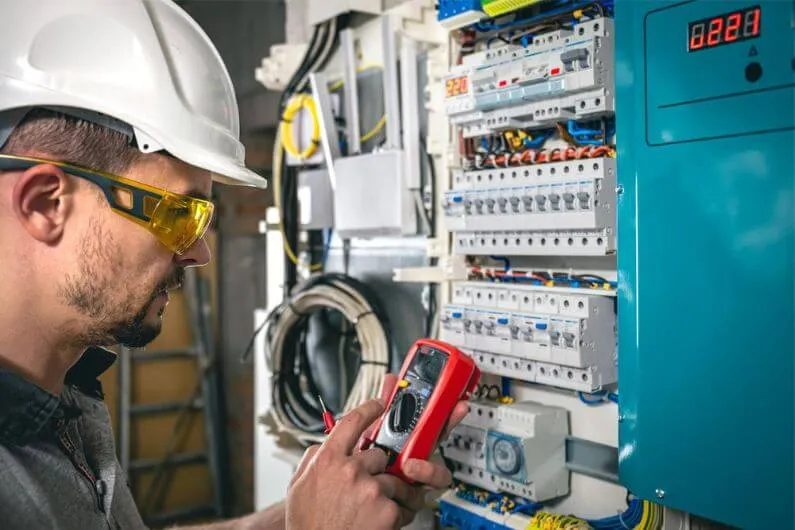 Serviços de Manutenção e Reparo Elétrico 24 Horas em {cidade}